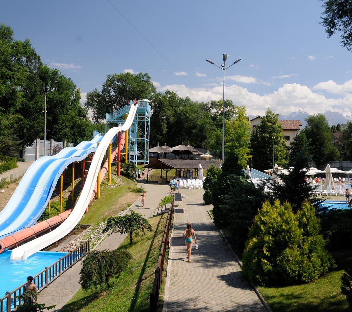 Аквапарк в парке горького алматы