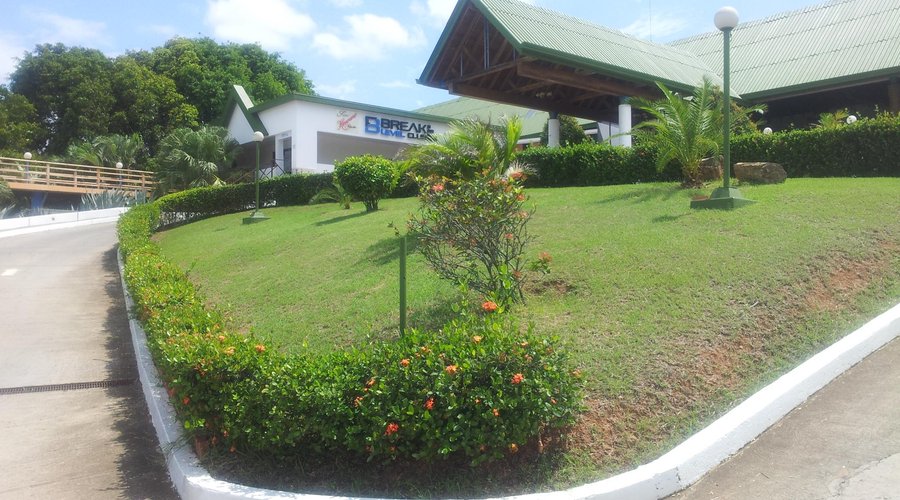 Parte Principal de Hotel Los Guayacanes