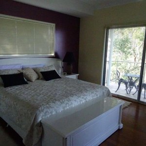 Bedroom 1 King size with bush and ocean views