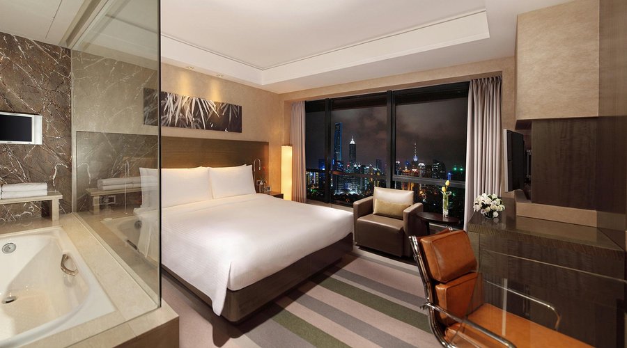 Deluxe Room King
