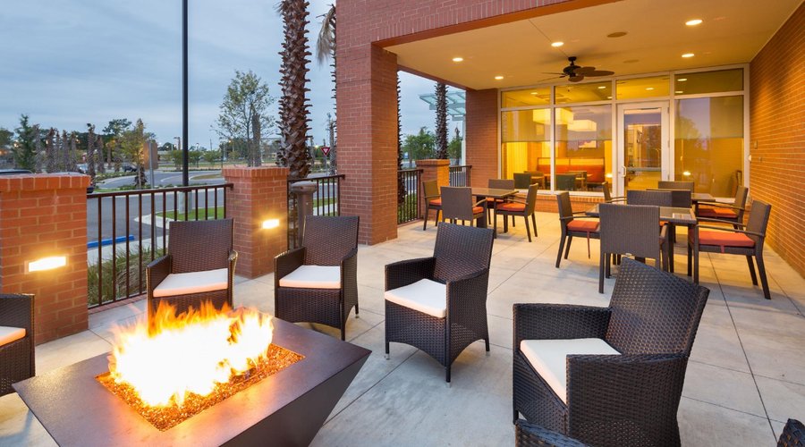 Outdoor Seating