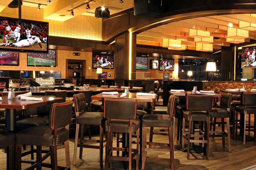 Jerry Remys Sports Bar & Grill - All You Need to Know BEFORE You Go (with  Photos)