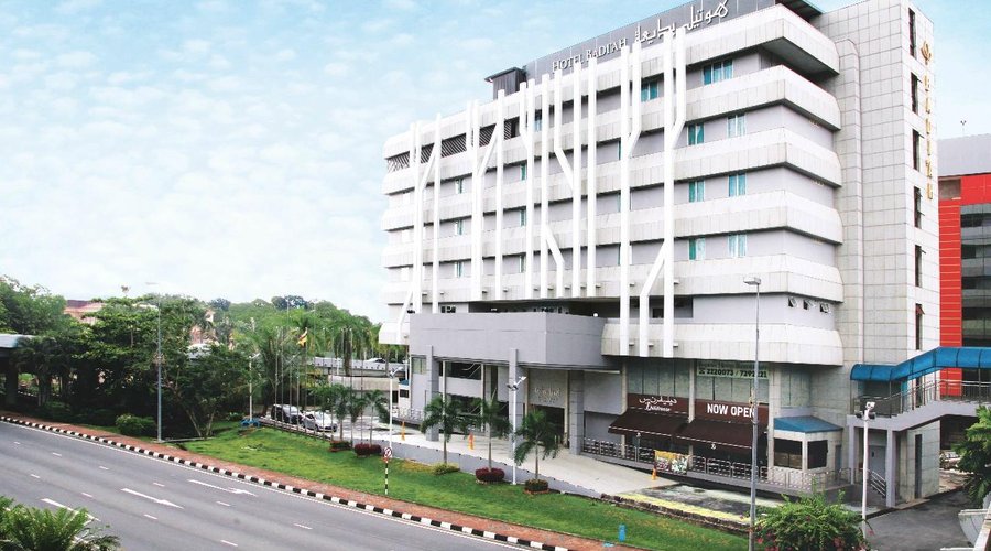 Badi'ah Hotel-Front View