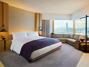 THE 10 CLOSEST Hotels to Hong Kong Hennessy Road