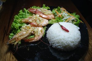 Ăn uống 