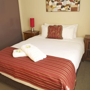 Queen bed