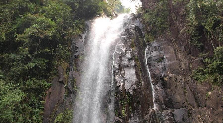 Air terjun Xian Gu.