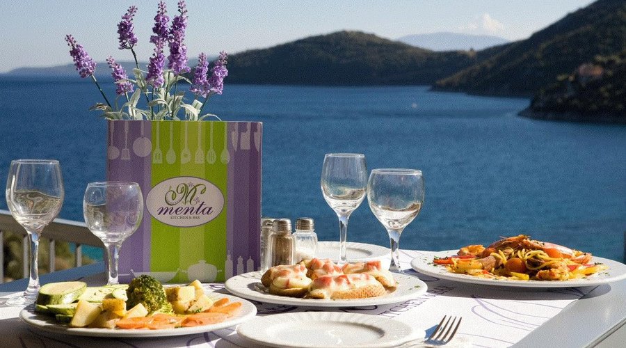 Υπέροχη θέα, καταπληκτικές γεύσεις και εξαιρετικές τιμές!