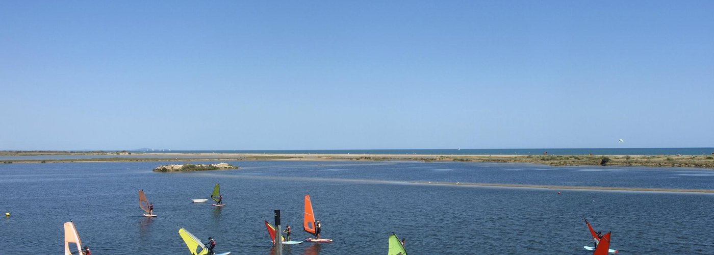 L'étang pour la voile, planche à voile, paddle