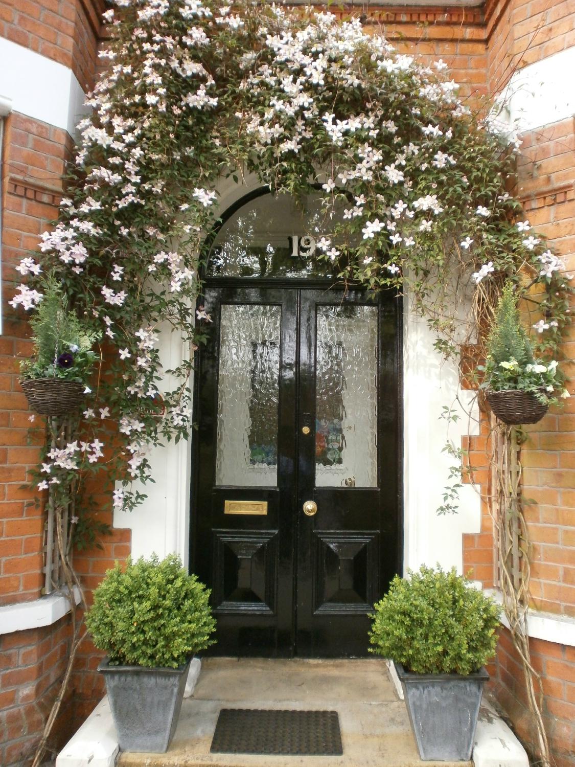 ROSELEIGH HOUSE - Updated 2024 Prices & Guest House Reviews (Belfast ...