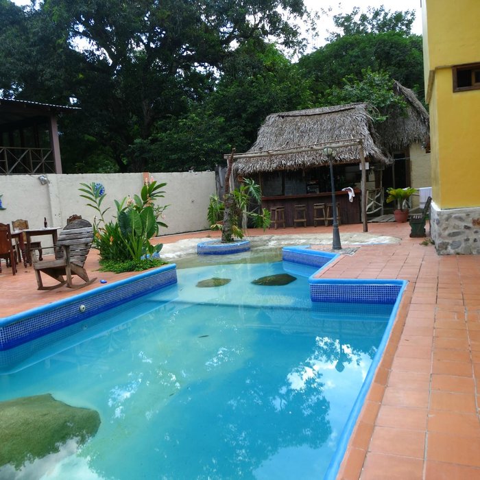 HOTEL EL ENCANTO DE DONA LIDIA - Lodge Reviews (Honduras/La Ceiba)