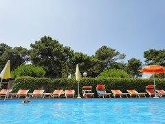 Piscine et plage