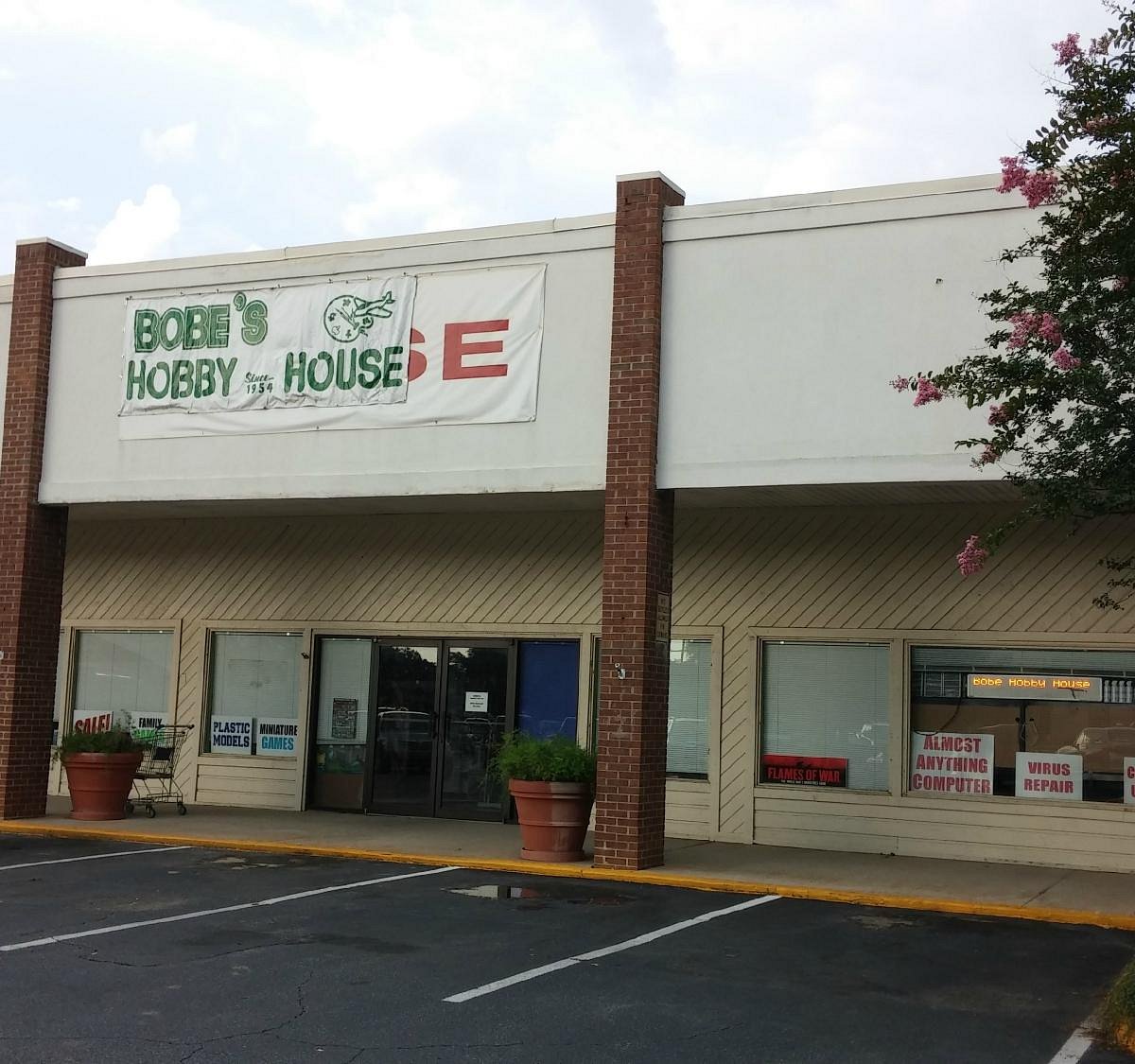 Bobe's Hobby House (Pensacola) - All You Need to Know BEFORE You Go