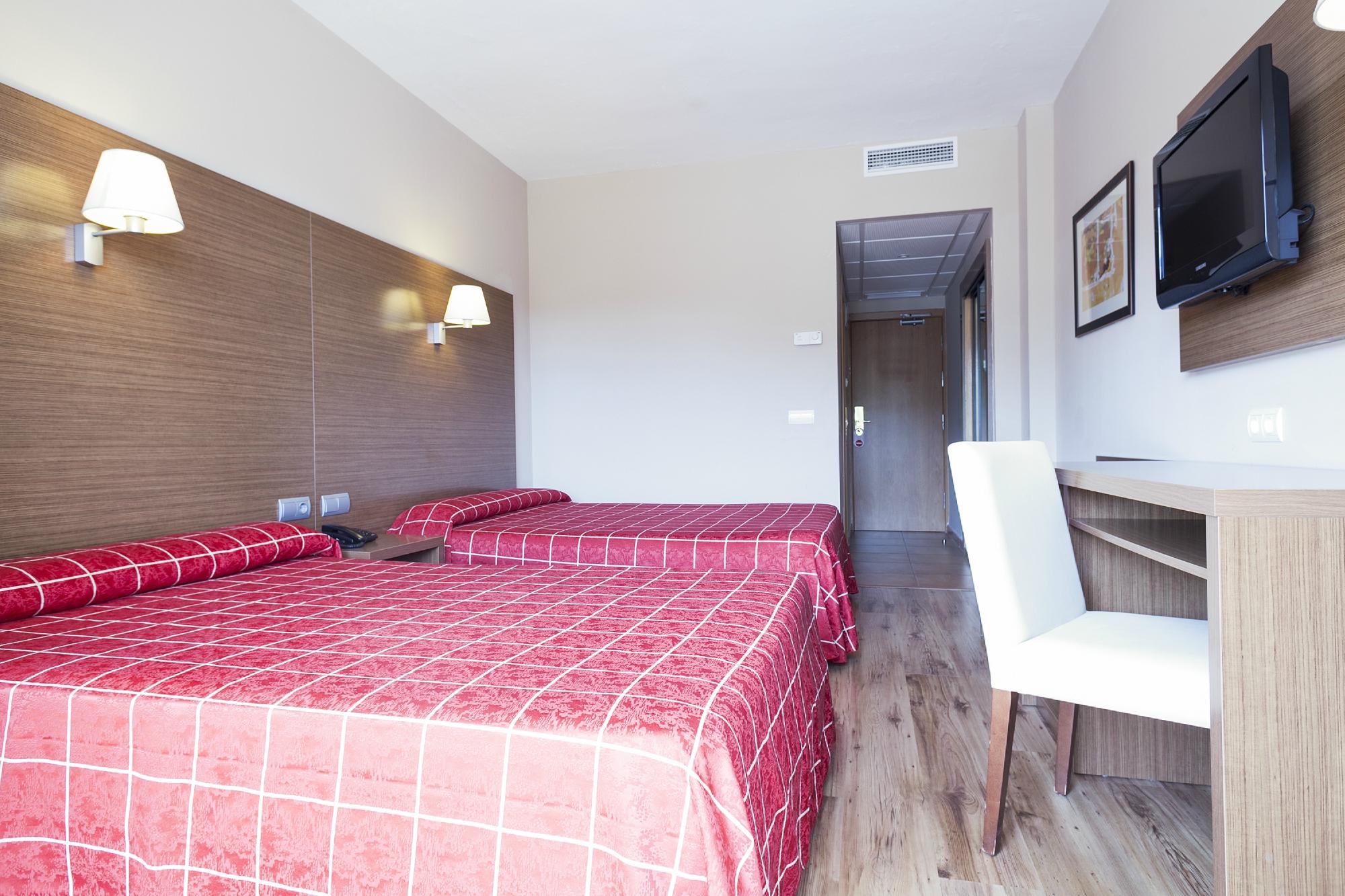 Hotel photo 14 of Oasis Park.