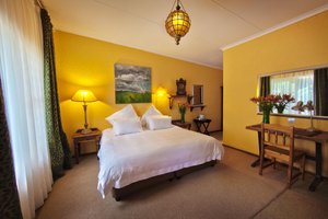 Room & Suite