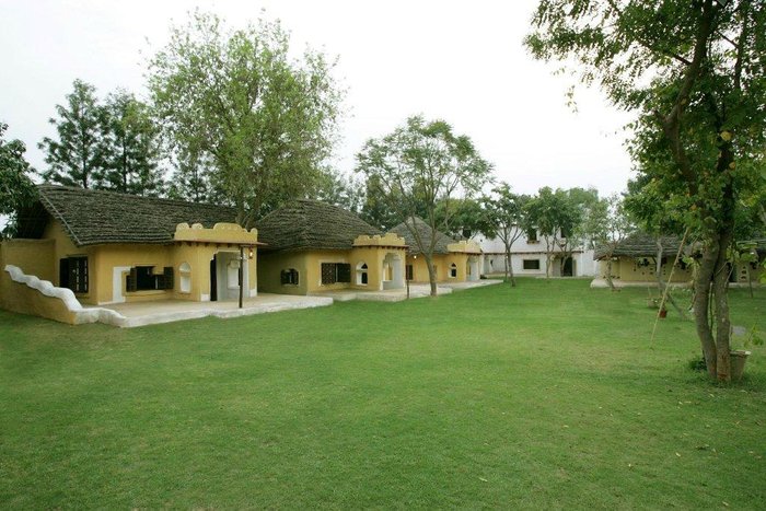 Surjivan Resort, Manesar