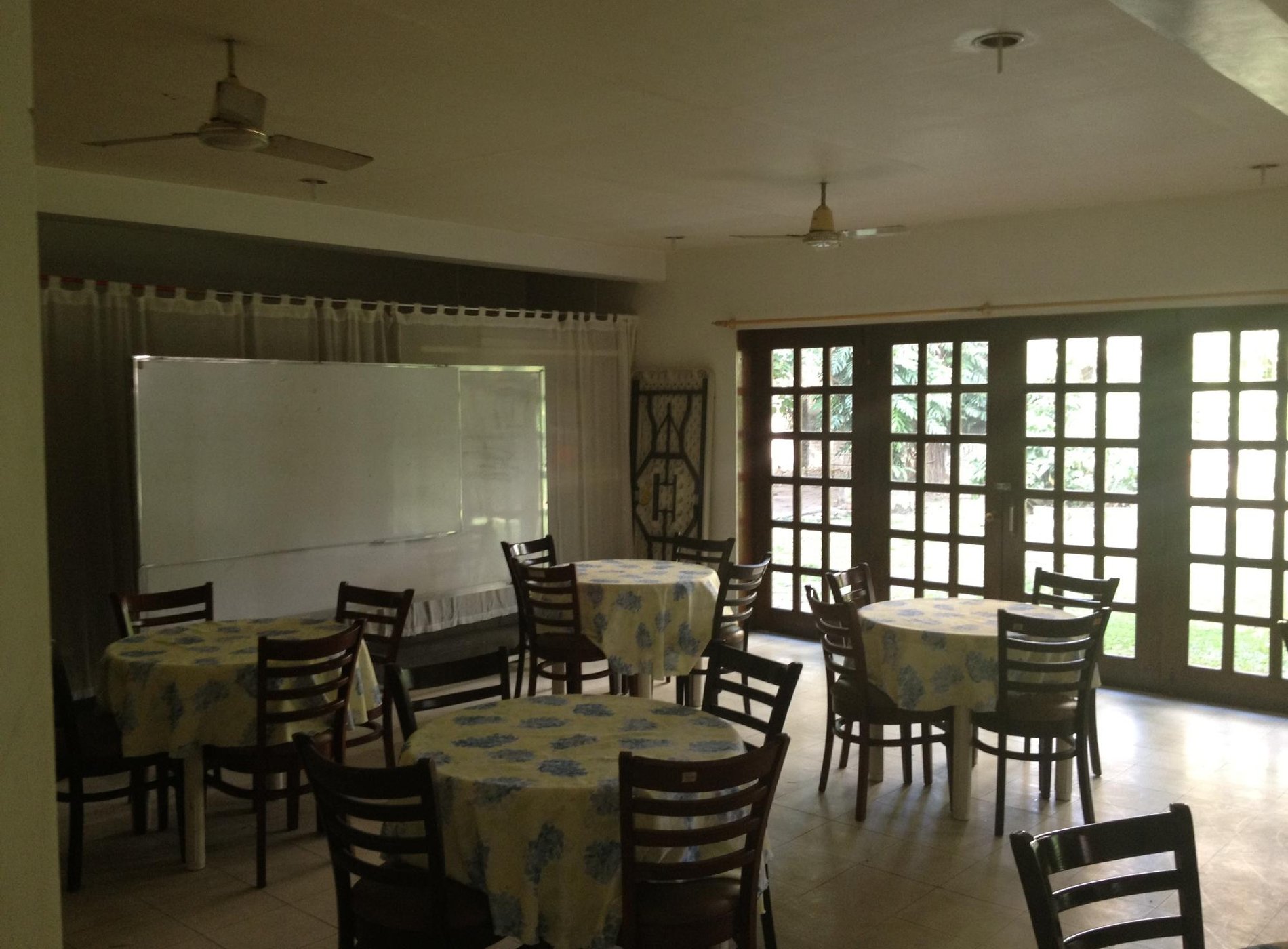 Manila International Youth Hostel by null