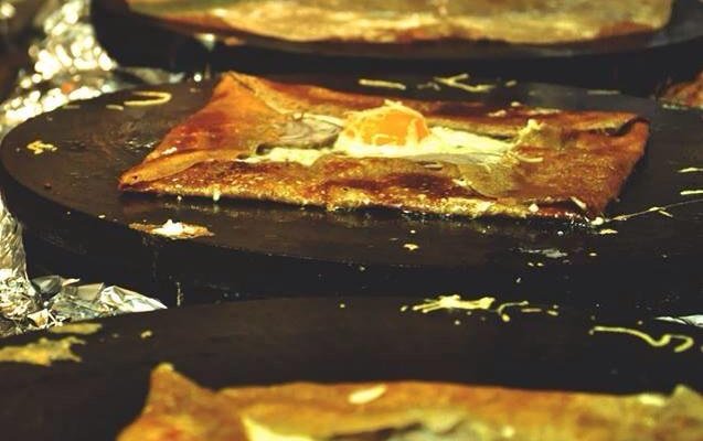 Les crêpes sont faites à la demande .