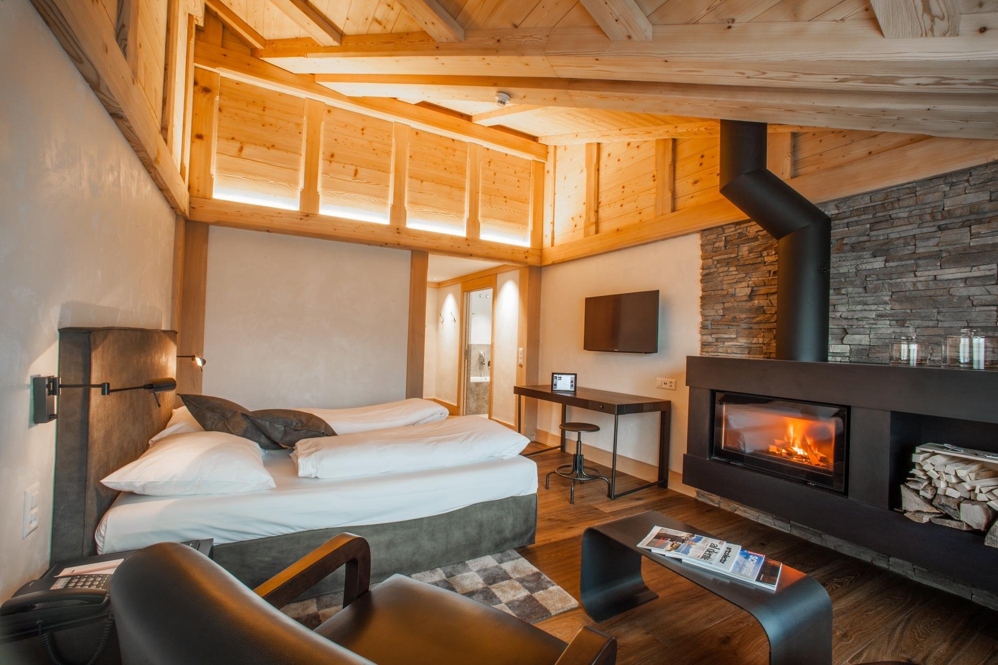 Bernerhof Gstaad by null