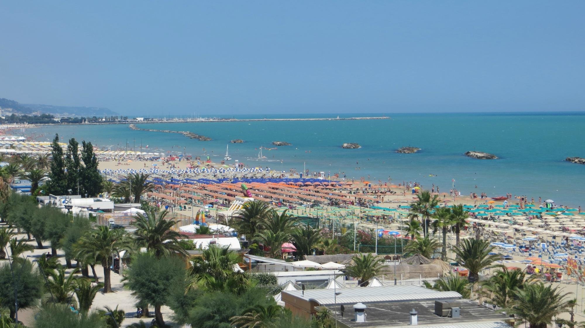 Hotel Olimpo Fronte Mare image