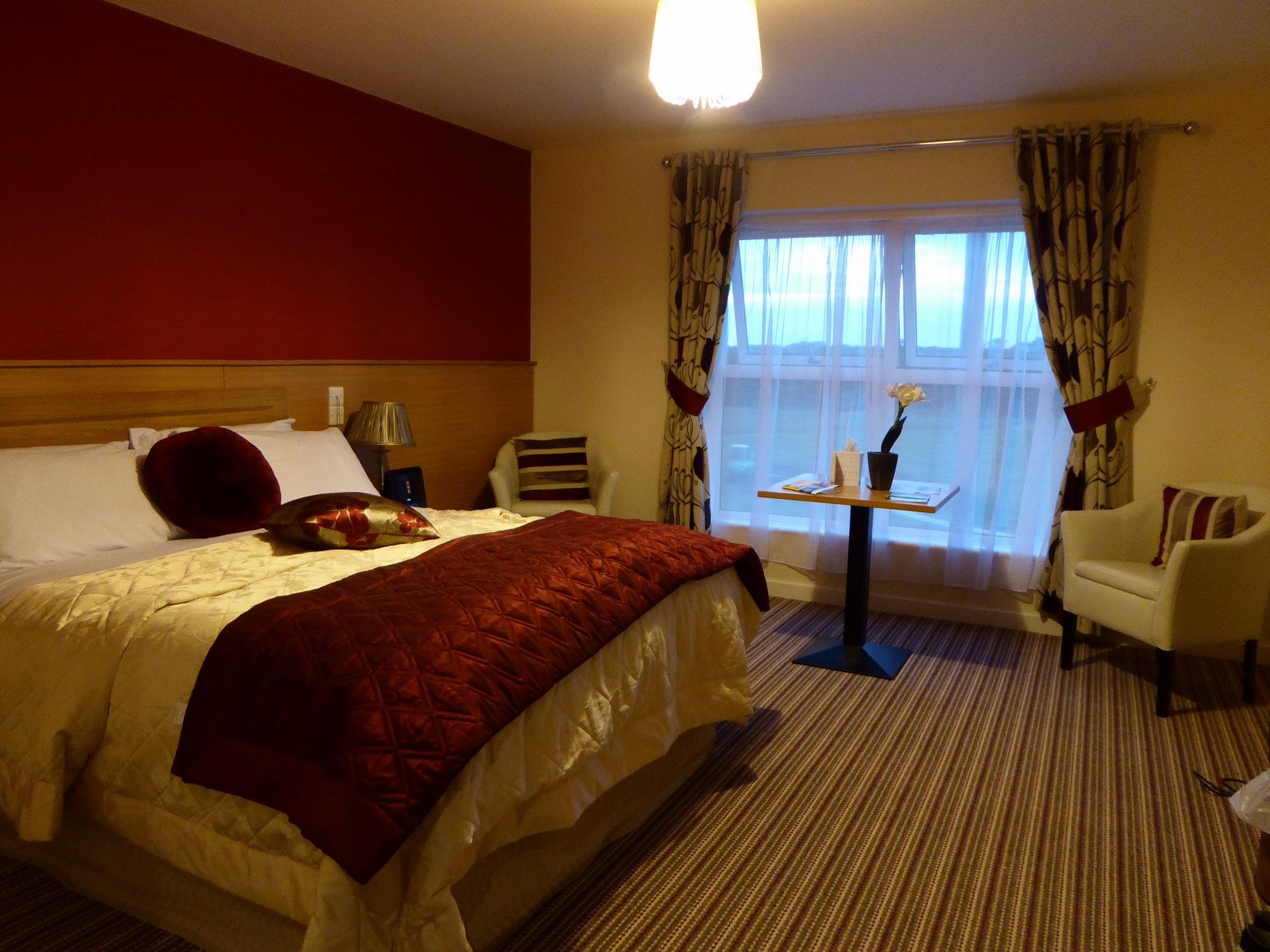 THE HEDGES HOTEL Updated 2024 Reviews Ballymoney