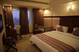 Room & Suite