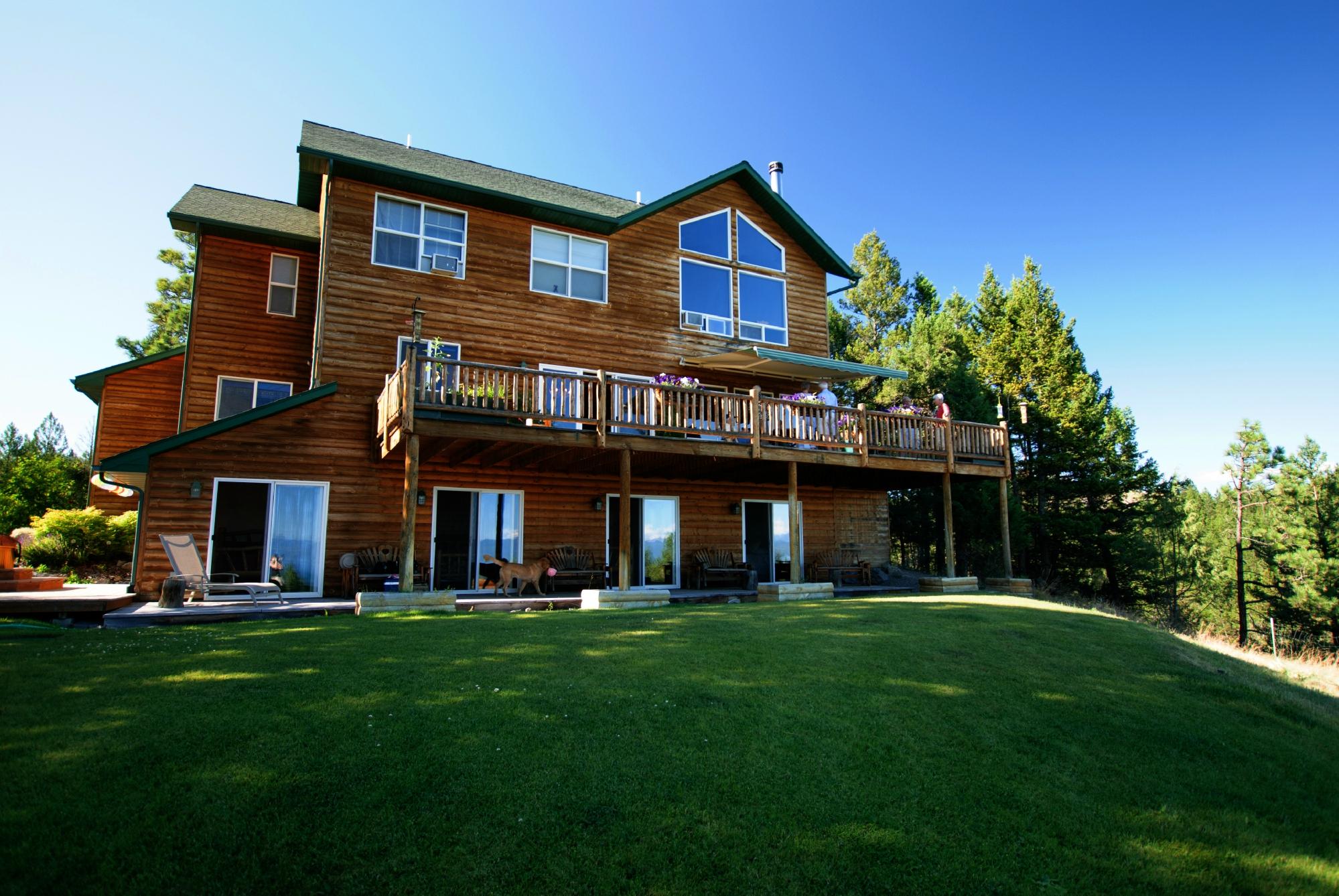 Hotel photo 2 of Outlook Inn Bed and Breakfast.