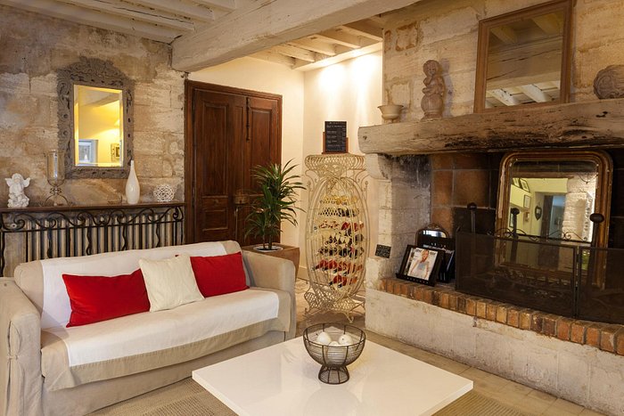 HOTEL DE L'ATELIER - Prices & Reviews (Villeneuve-les-Avignon, France)