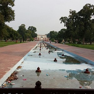 dating spots în lahore