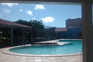 Piscina e praia