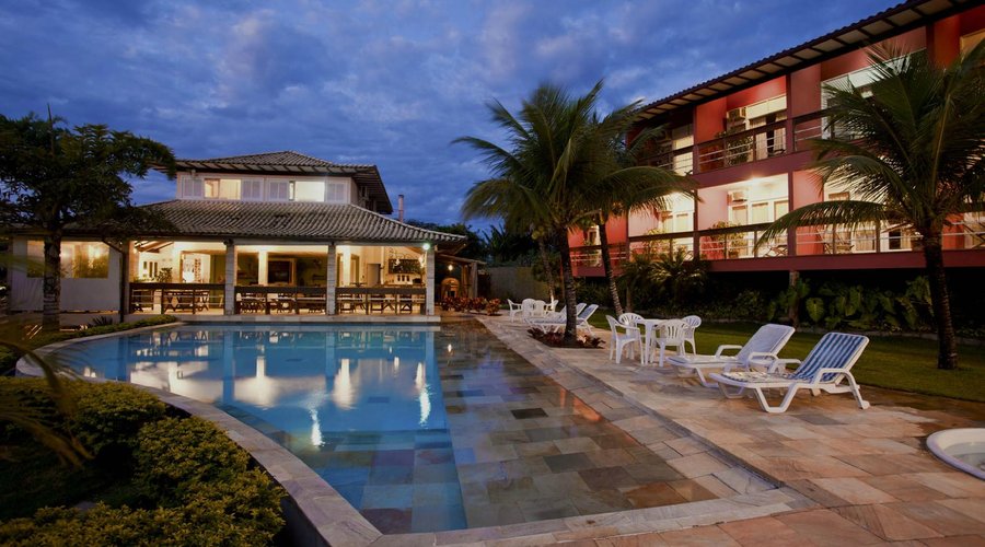 ÁREA SOCIAL, PISCINA E JARDIM