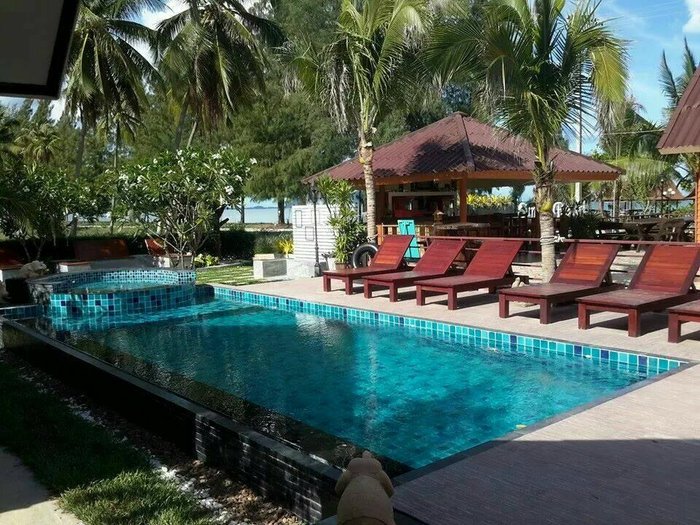 Sunrise Resort Beach: Pictures & Reviews - Tripadvisor