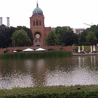 Engelbecken mit St. Michaelskirche