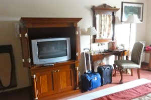 Room & Suite