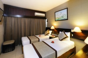 Room & Suite