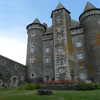 Chateau vu de l'entrée