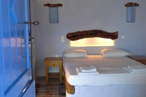 Room & Suite