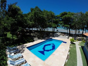 Piscina e praia