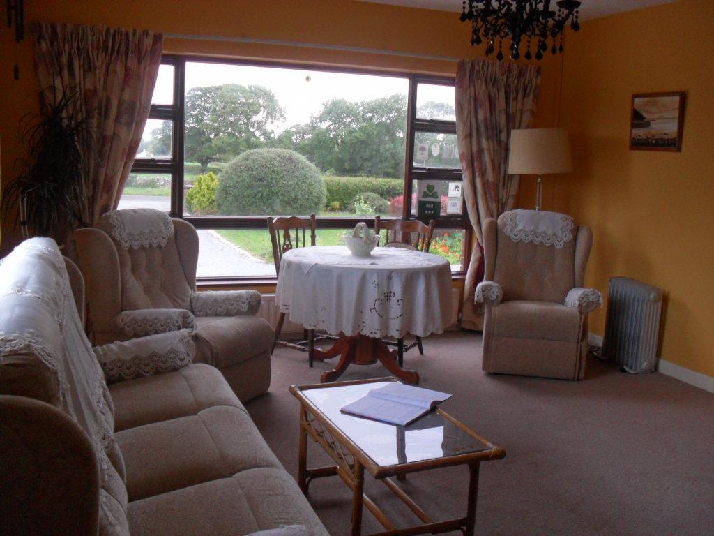 HILLCREST COUNTRY HOME - Updated 2024 B&B Reviews (Adare, Ireland)