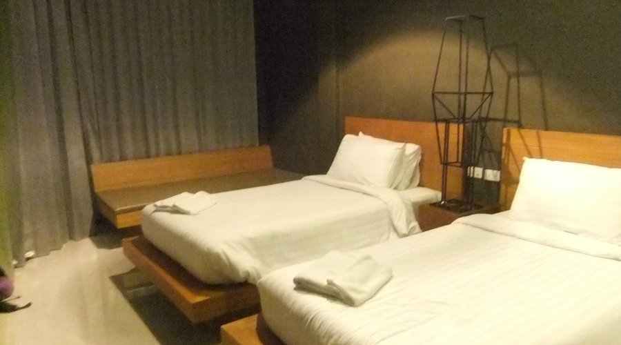 La chambre avec 2 lits séparés