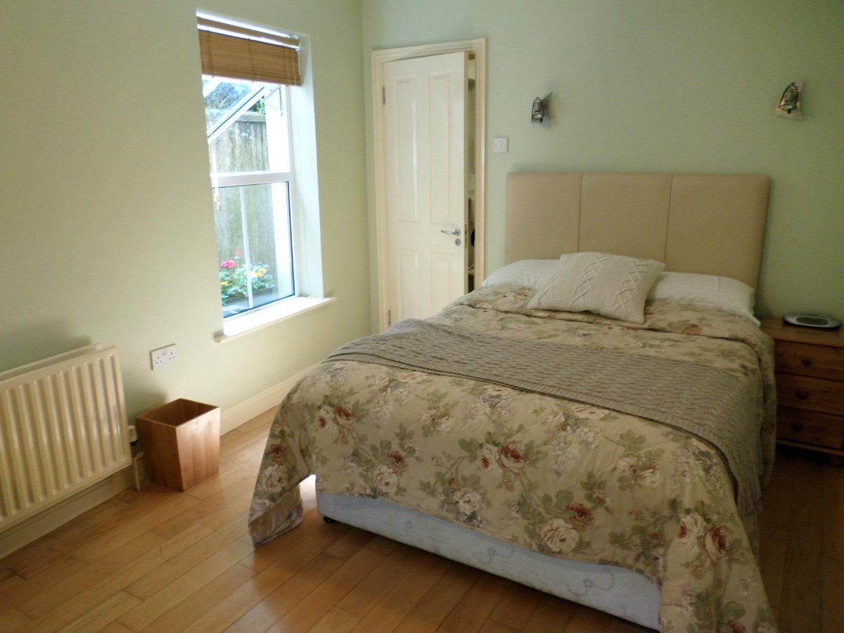 Pinecrest BnB Rooms: Pictures & Reviews - Tripadvisor