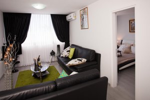 Room & Suite