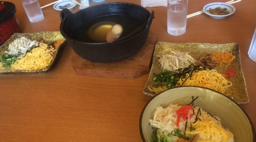 ちびっ子も思わず『おかわり！』と茶碗を差し出します（笑）。