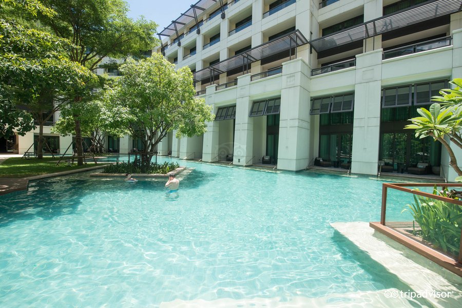 Siam Kempinski Hotel Bangkok Pool Pictures Reviews Tripadvisor