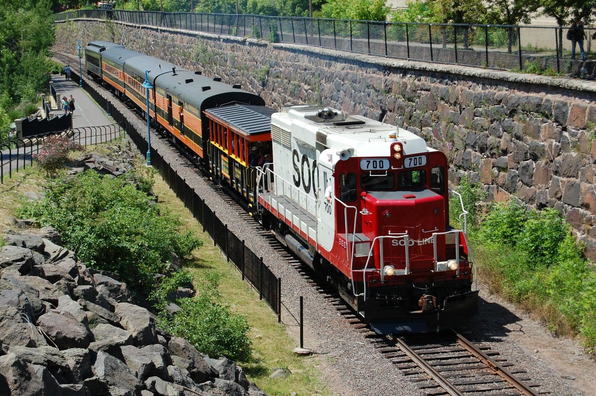 North Shore Scenic Railroad - Duluth Trains