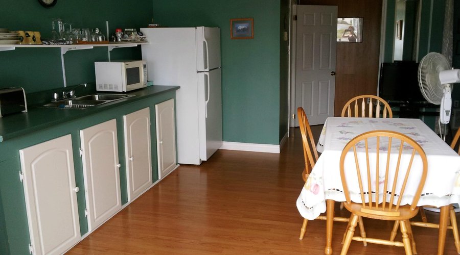 Suite #3 - kitchen