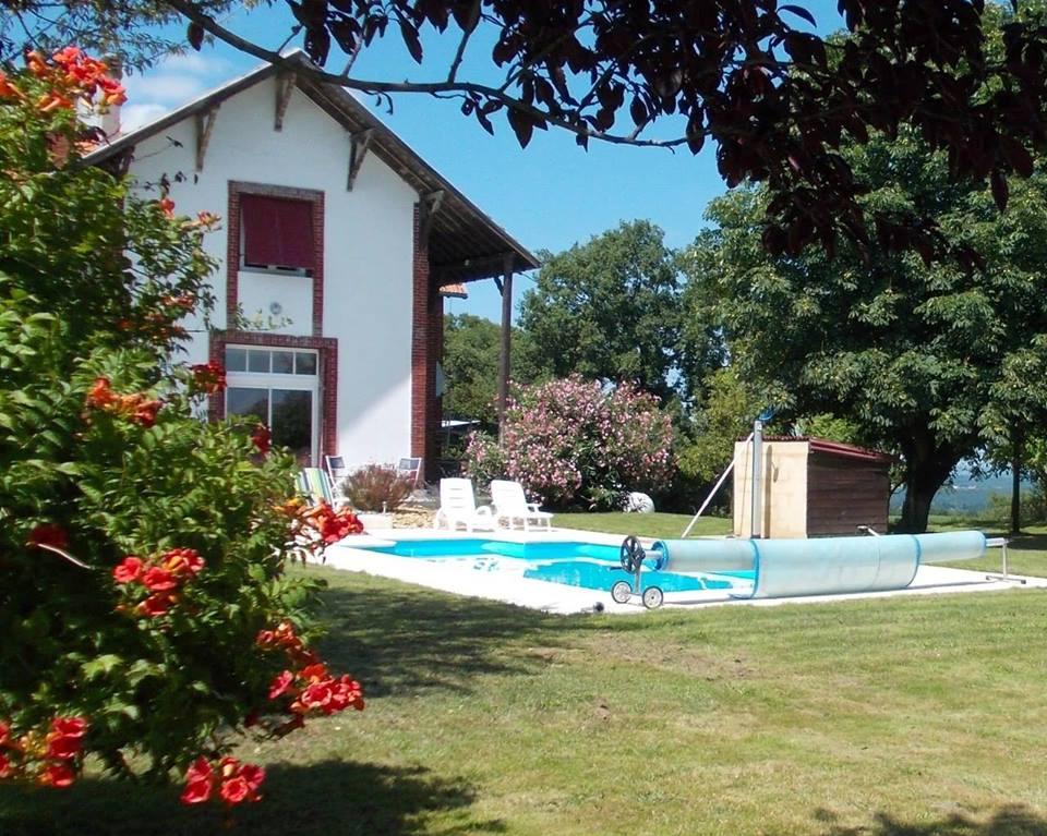 FRENCH ACTIVITY HOLIDAYS - B&B Reviews (Viella, France)