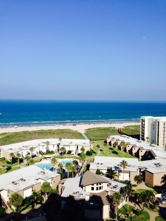 SUNCHASE IV RESORT - Prices & Condominium Reviews (South Padre Island, TX)