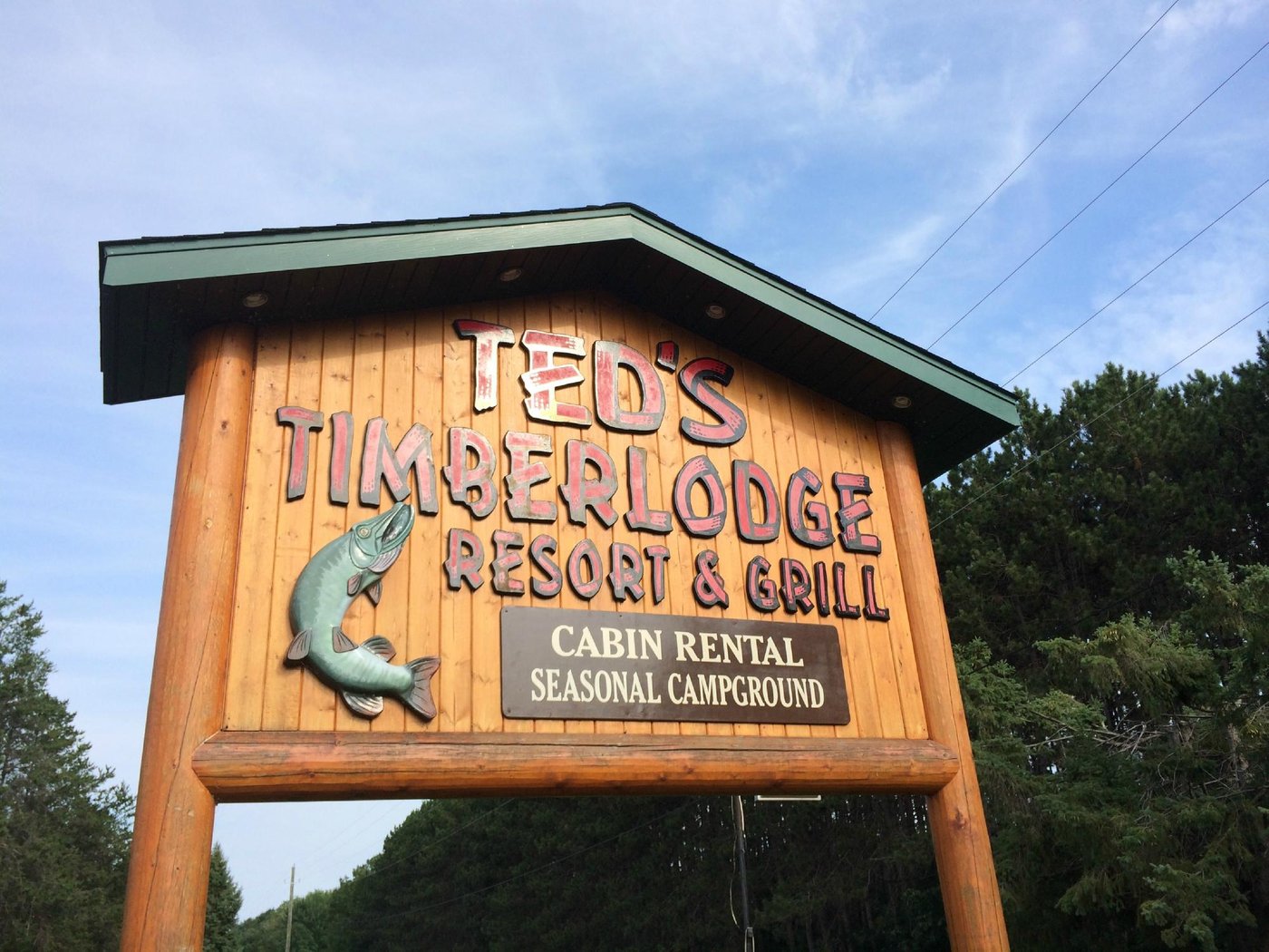 TED'S TIMBER LODGE (Holcombe, WI) - foto's en reviews - Tripadvisor