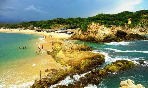 playa El Faro de Bucerías